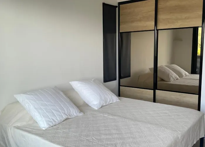 Bel Spacieux A Porto-vecchio, 10min A Pieds Du Centre Appartement *